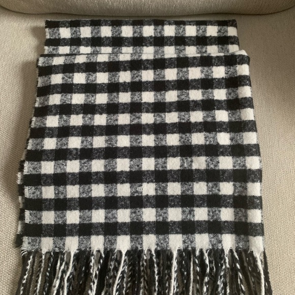 Checkered blanket scarf - Picture 3 of 4